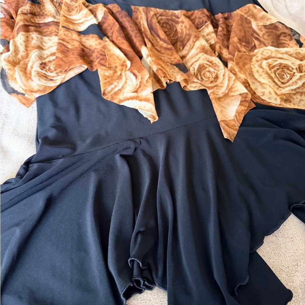 Black and Brown Floral Ruffle Women's Top and skirt size large - Picture 9 of 11